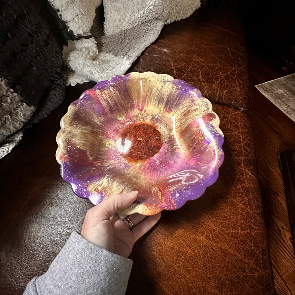 Handmade Decorative floral botanical purple and gold resin Bowl